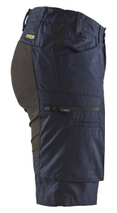 Naisten shortsit stretch 15