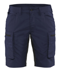 Naisten shortsit stretch 18