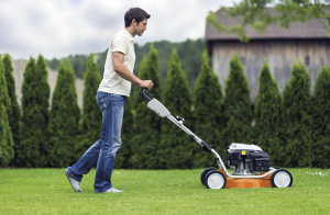 RM 2.0 RT Ruohonleikkuri, Stihl 3