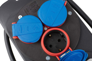 Voimavirtahaaroitin 16A/400V 2m liitosjohdolla H07RN-F 5x1,5mm2 ja pistotulpalla 3