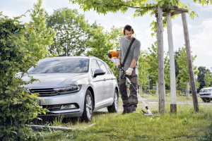 Km 131 R Kombimoottori 4-MIx, Stihl 6