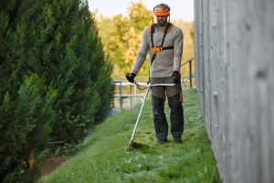 FS 3Protect Raivaushousu, Stihl 3