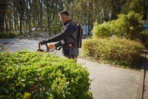 HSA 130.0 R Akkupensasleikkuri, Stihl 3