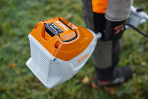 FSA 120.0 Akkutrimmeri, Stihl 3