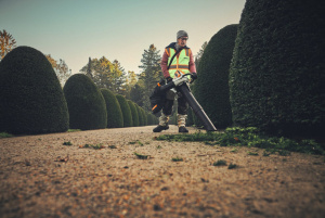 SHA 140.0 Akkukäyttöinen imusilppuri, Stihl 7