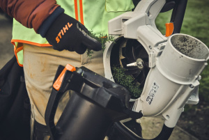 SHA 140.0 Akkukäyttöinen imusilppuri, Stihl 8