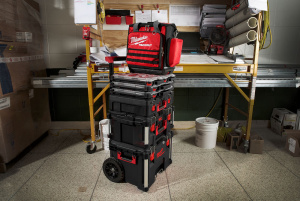 TYÖKALUKASSI PACKOUT, Milwaukee 4