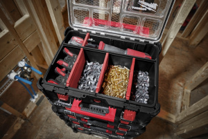 LOKERIKKO SYVÄ PACKOUT, Milwaukee 9