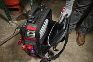 TYÖMAAREPPU PACKOUT, Milwaukee 7