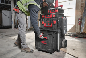 VETOLAATIKKO PYÖRILLÄ PACKOUT, Milwaukee 2
