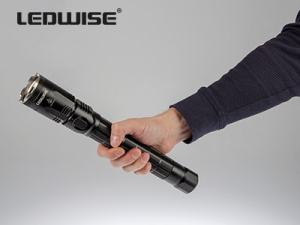 LEDWISE RECON 330 LED KÄSIVALAISIN 6