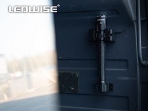 LEDWISE RECON 330 LED KÄSIVALAISIN 7