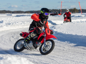 Honda CRF110, 109cc, 4-tahti crossipyörä 3