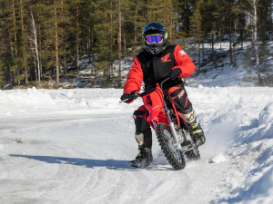 Honda CRF110, 109cc, 4-tahti crossipyörä 6