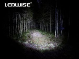 LEDWISE SAINT XP-L LED-TASKULAMPPU 15