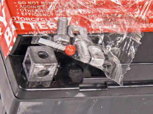 GLOBE AGM 12V 6AH 114X70X130 -/+ 75A (EN) 2