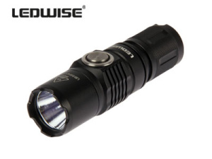 LEDWISE SAINT XP-L LED-TASKULAMPPU 2