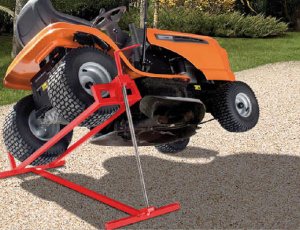 HUOLTO-/PESUPUKKI AJETTAVAT JA ATV MEGANEX 2
