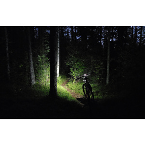 LED POLKUPYÖRÄN ETUVALO 800LM 4
