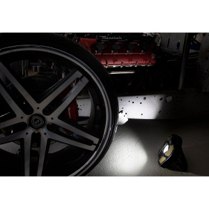 BLUETOOTH KAIUTIN / LED VALAISIN 400 - 1300 LUMEN 4
