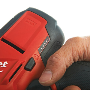 AKKUPUUKKOSAHA M12 CHZ-0, Milwaukee 4