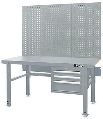 TYÖPÖYTÄ, REIKÄLEVYJA VETOLAAT. 1500MM