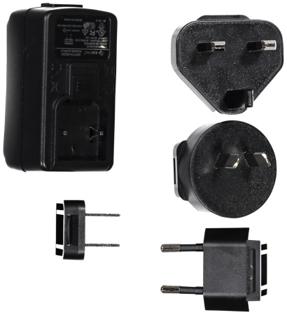 USB ADAPTERI PISTORASIAAN