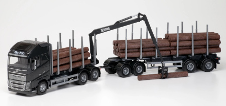 Emek Volvo FH16 tukkirekka