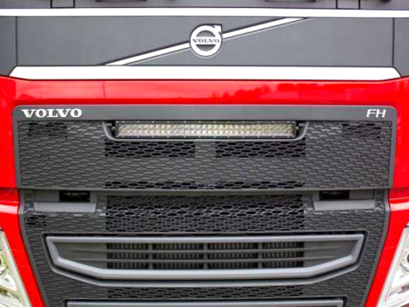 DSM-LISÄVALOPAKETTI VOLVO FH4 GRILL BRACKET