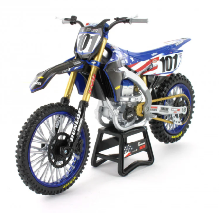 New-Ray, 1:12 Yamaha YZ450F Motocross of Nations Eli Tomac pienoismalli